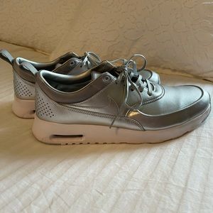 Nike Air Max Chrome Silver